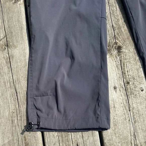 Columbia Omni-Shield Women's Saturday Trail Hiking Knee Pants Gray Size 6 - Picture 2 of 10